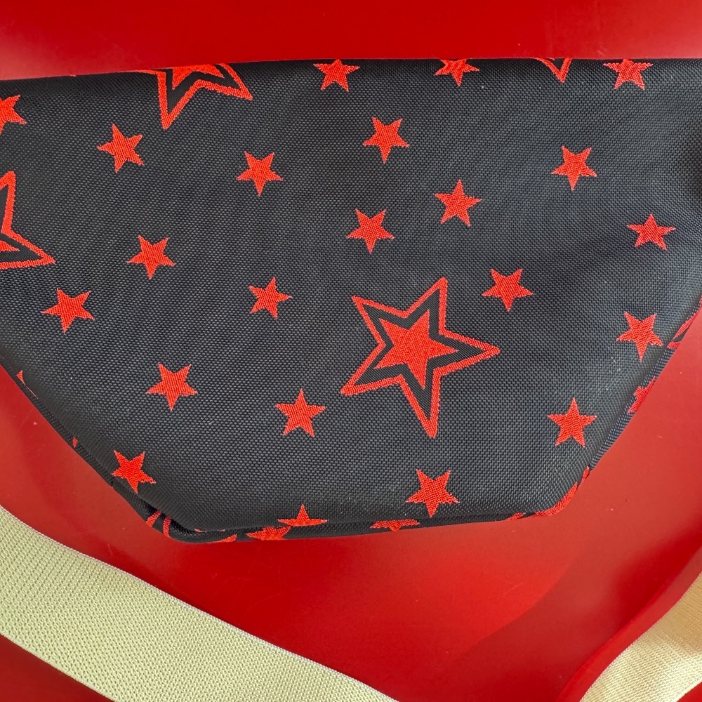 NWoT Gucci Multicolor Red Star Print Waist Belt Bag Fanny Pack Bum Bag - Picture 6 of 12